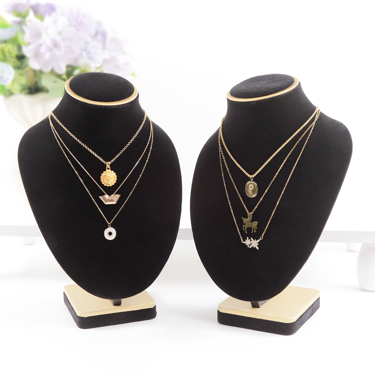 Body Black Velvet Jewelry Bust - Body Jewelry Store avaliação e preço
