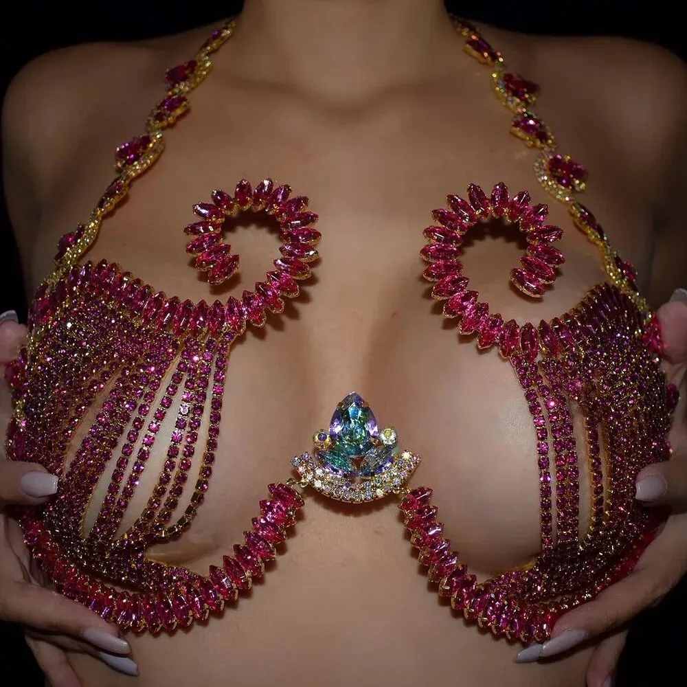 Rave Pink Crystal Chest Bracke - Body Jewelry Chest avaliação e preço