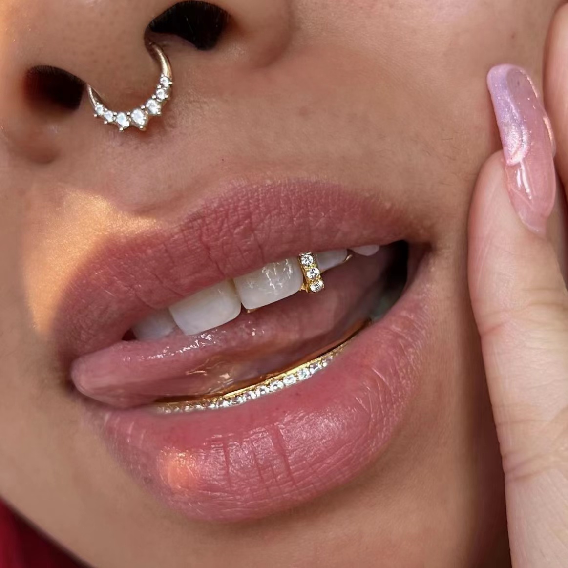 RACHELZ Hip Hop Single Vertica - Body Jewelry Gold Plated avaliação e preço