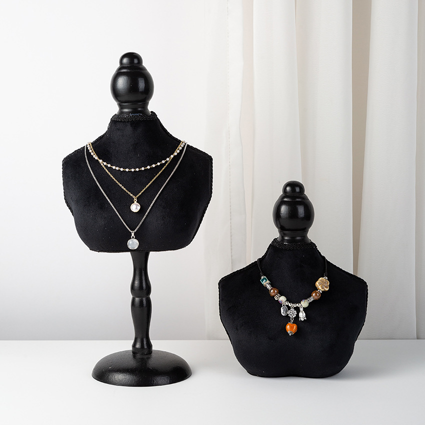 Black Velvet Bust Form Jewelry - Body Jewelry Store avaliação e preço